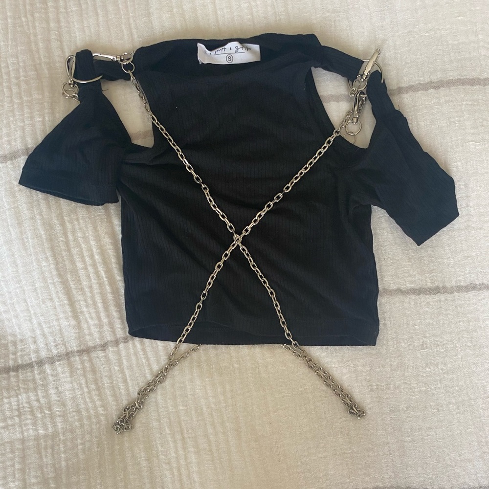 LF Metal Chain crop top